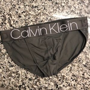 Calvin Klein Mens Thong Siholuette Grey Underwear